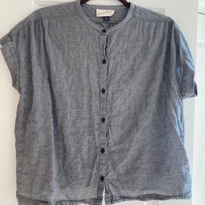 Universal Thread Shirt